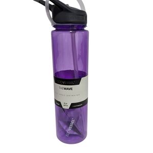 EcoVessel 32 oz Leak Proof Water Bottle With Silicone Straw & Flip Spout